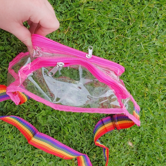 Unisex • Trendy Cllear Rainbow Pride Colorful PVC Waist Belt Bag Fanny Pack OS - Picture 7 of 7